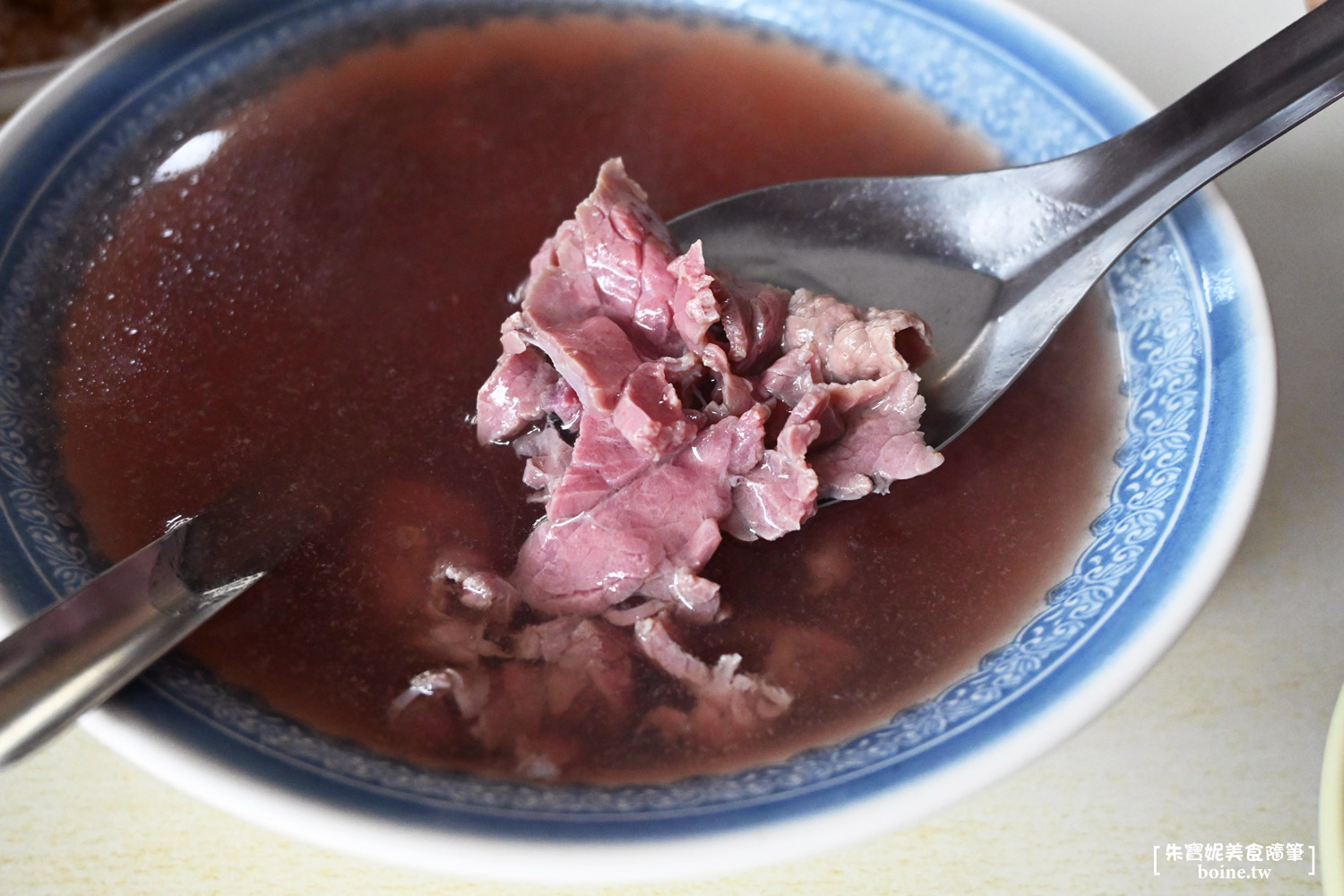 台南新化牛の屋牛肉湯｜在地人最愛，新鮮溫體牛直送．太晚喝不到(菜單) @朱寶妮美食隨筆