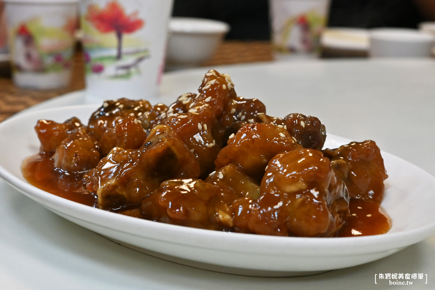 大直小館｜20年道地港式廚藝，功夫都在火候裡．台北少見的紙包雞粵菜 @朱寶妮美食隨筆