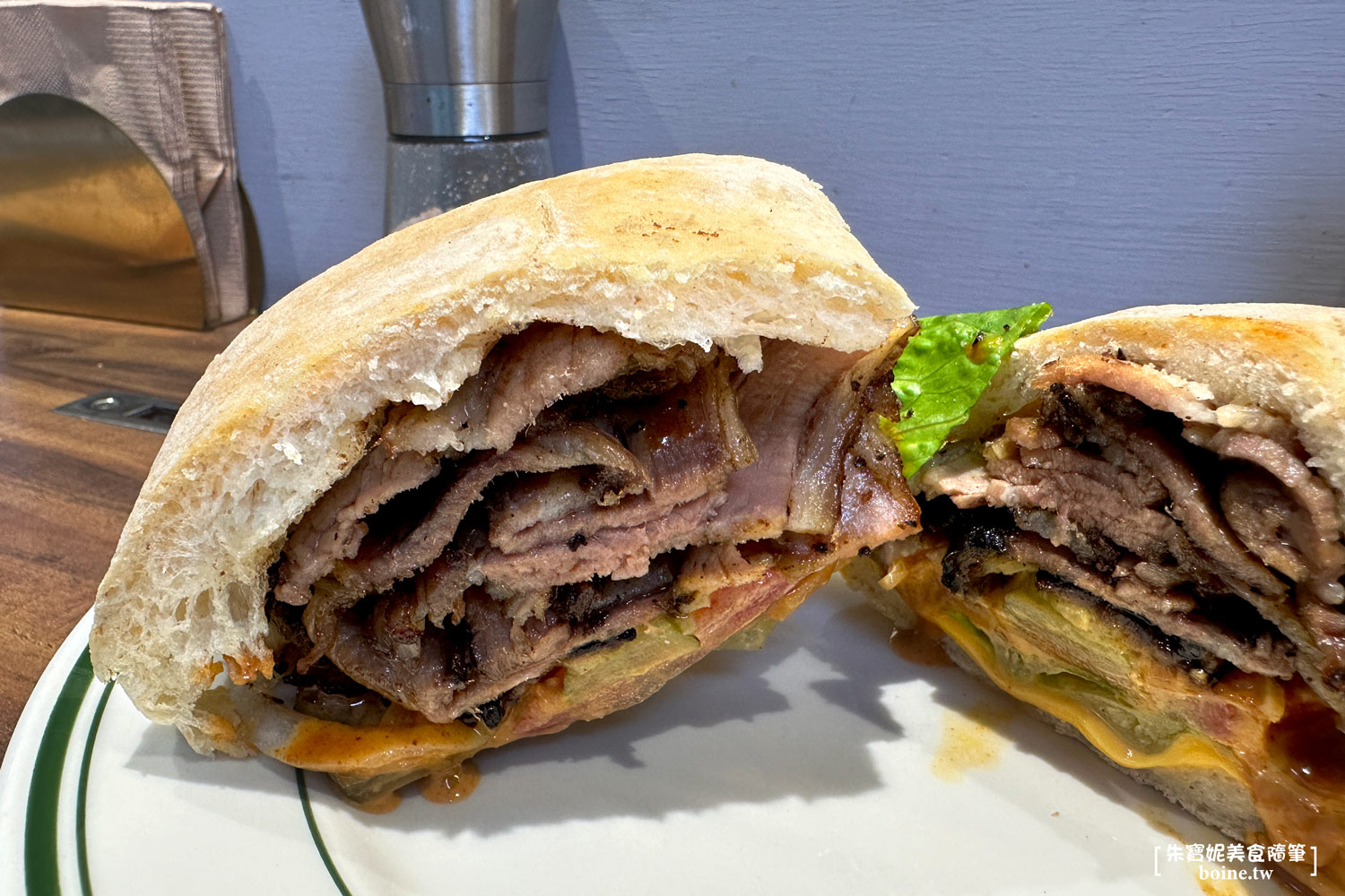 Fa Burger｜台北必吃爐烤牛肉堡．肉食控必吃推薦 @朱寶妮美食隨筆