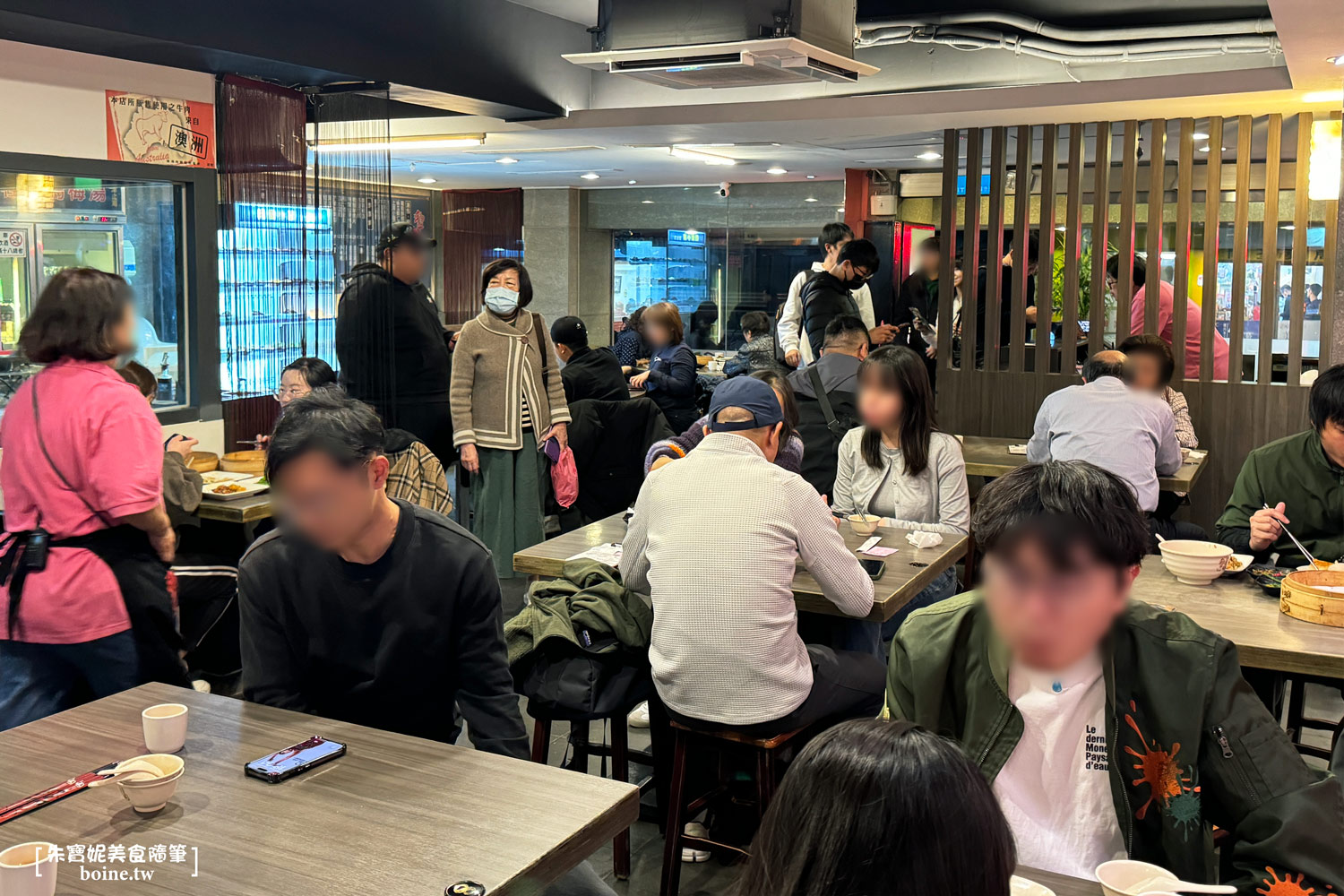 犁園湯包館｜南京復興站排隊美食．經典麵食一次滿足．黃仁勳也吃過 @朱寶妮美食隨筆