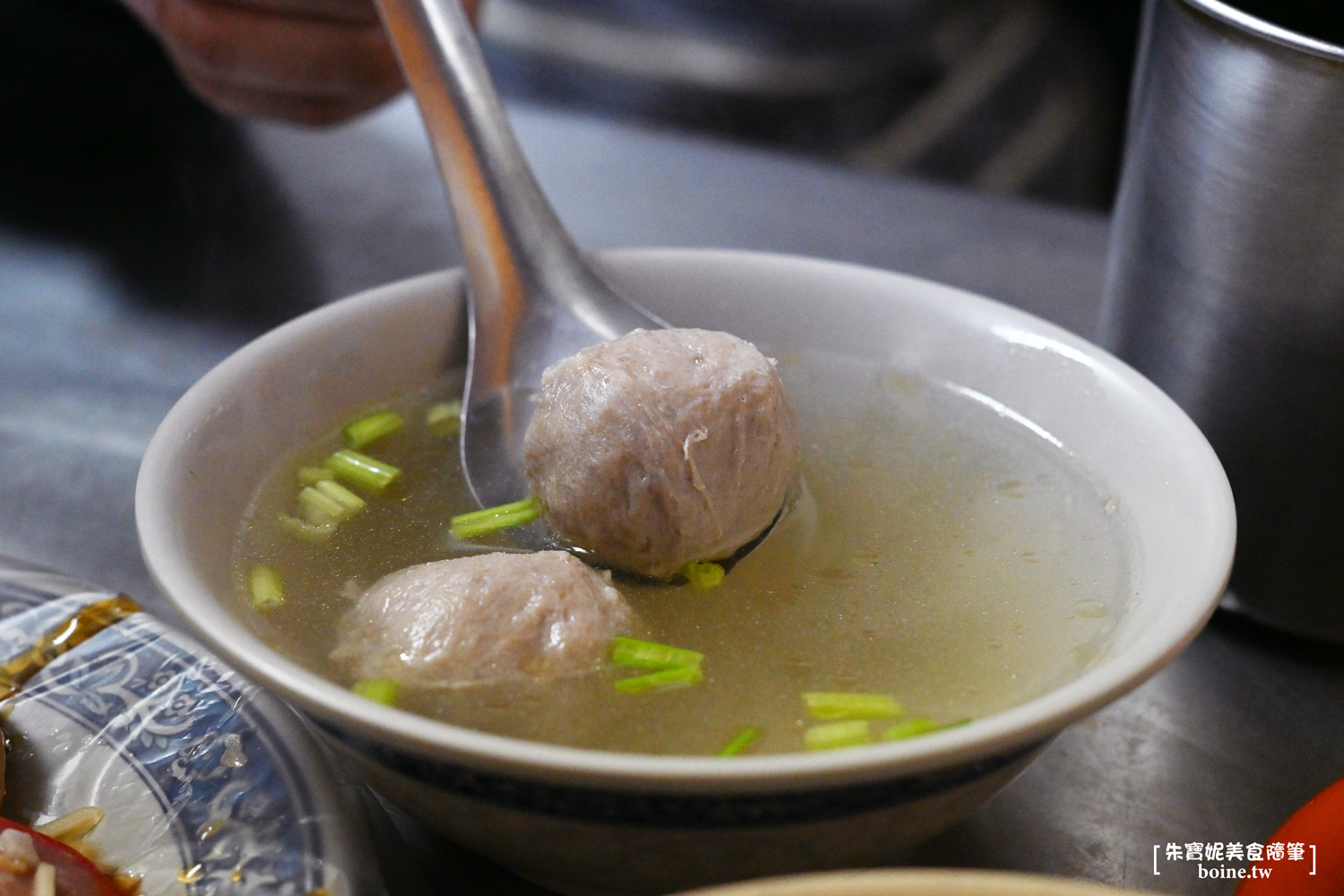 南京復興美食｜興安街三姊妹麵店．沒有招牌的排隊陽春麵、黑白切必點(菜單) @朱寶妮美食隨筆
