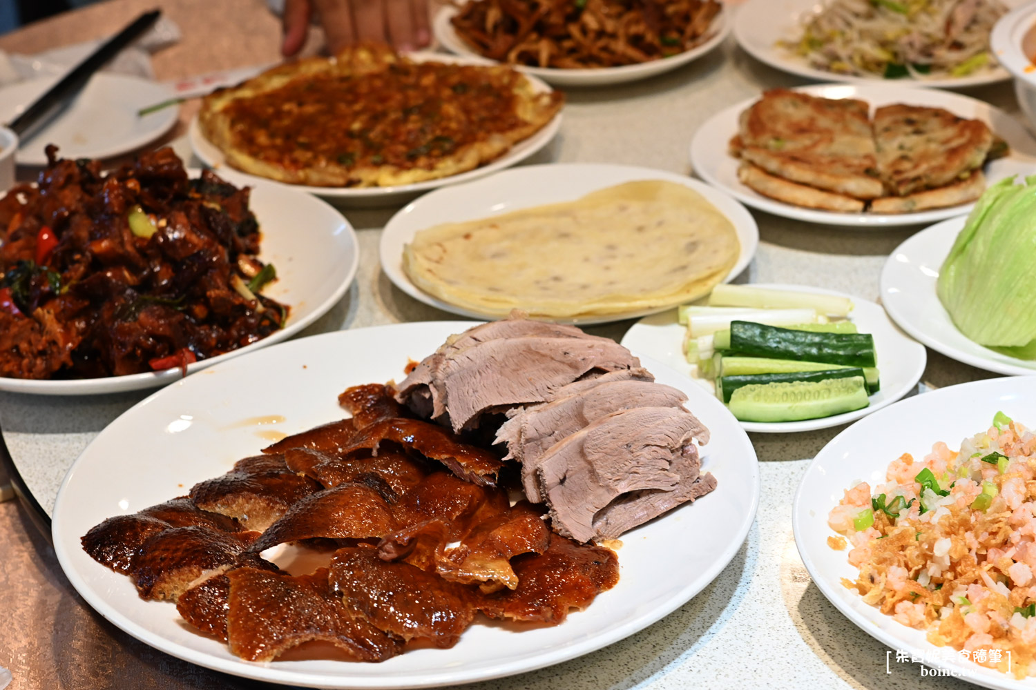 富順樓｜後山埤站美食，台北平價烤鴨、桌菜推薦 @朱寶妮美食隨筆