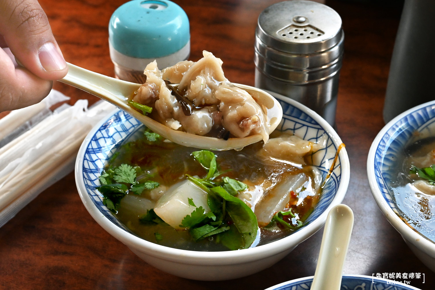 正老牌魷魚平｜萬華必吃魷魚羹．用料實在的在地老字號美食 @朱寶妮美食隨筆