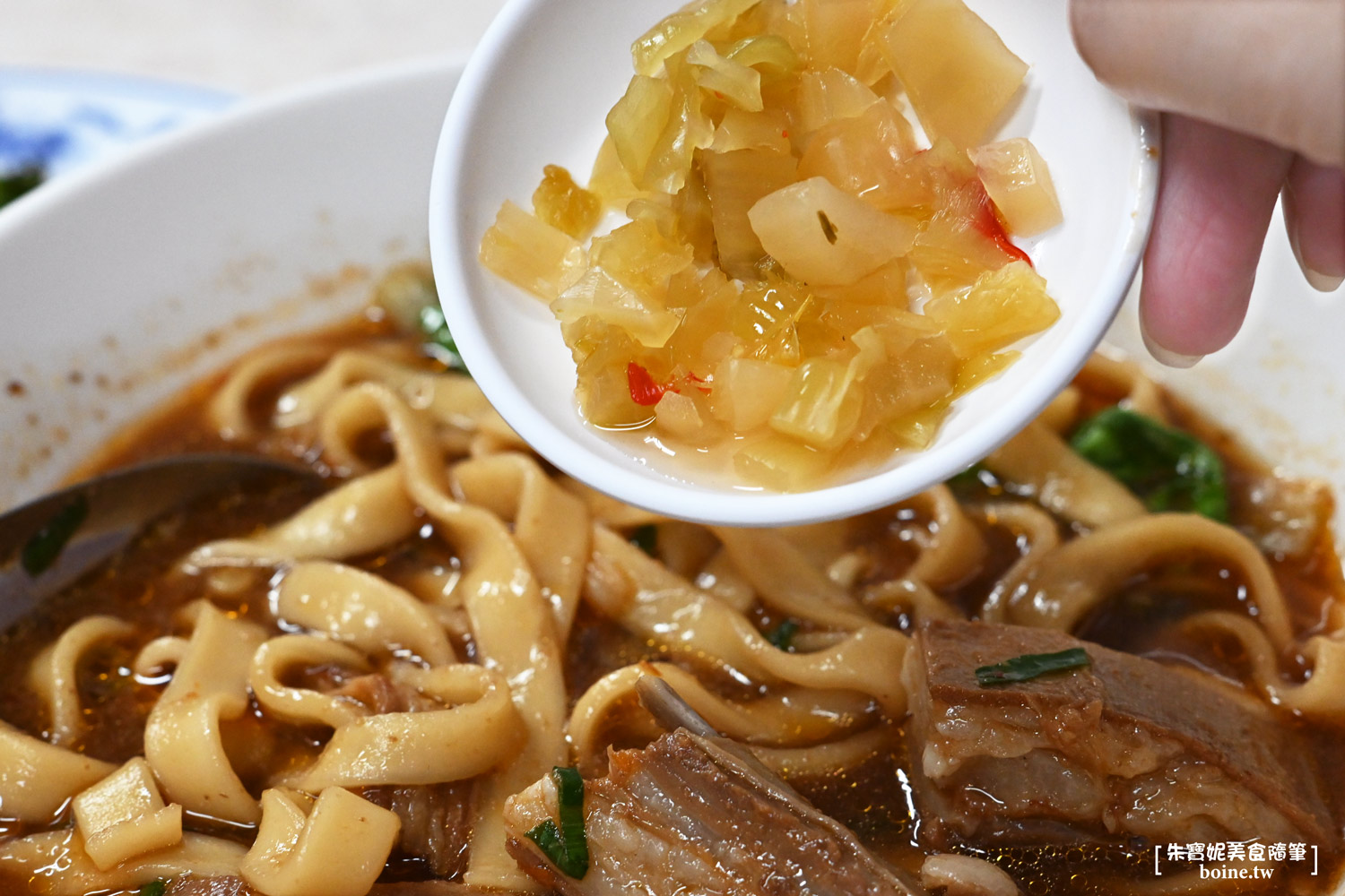 大成羊排麵牛肉麵｜宜蘭百大美食第二名必吃．濃郁紅燒湯頭香氣逼人(菜單) @朱寶妮美食隨筆