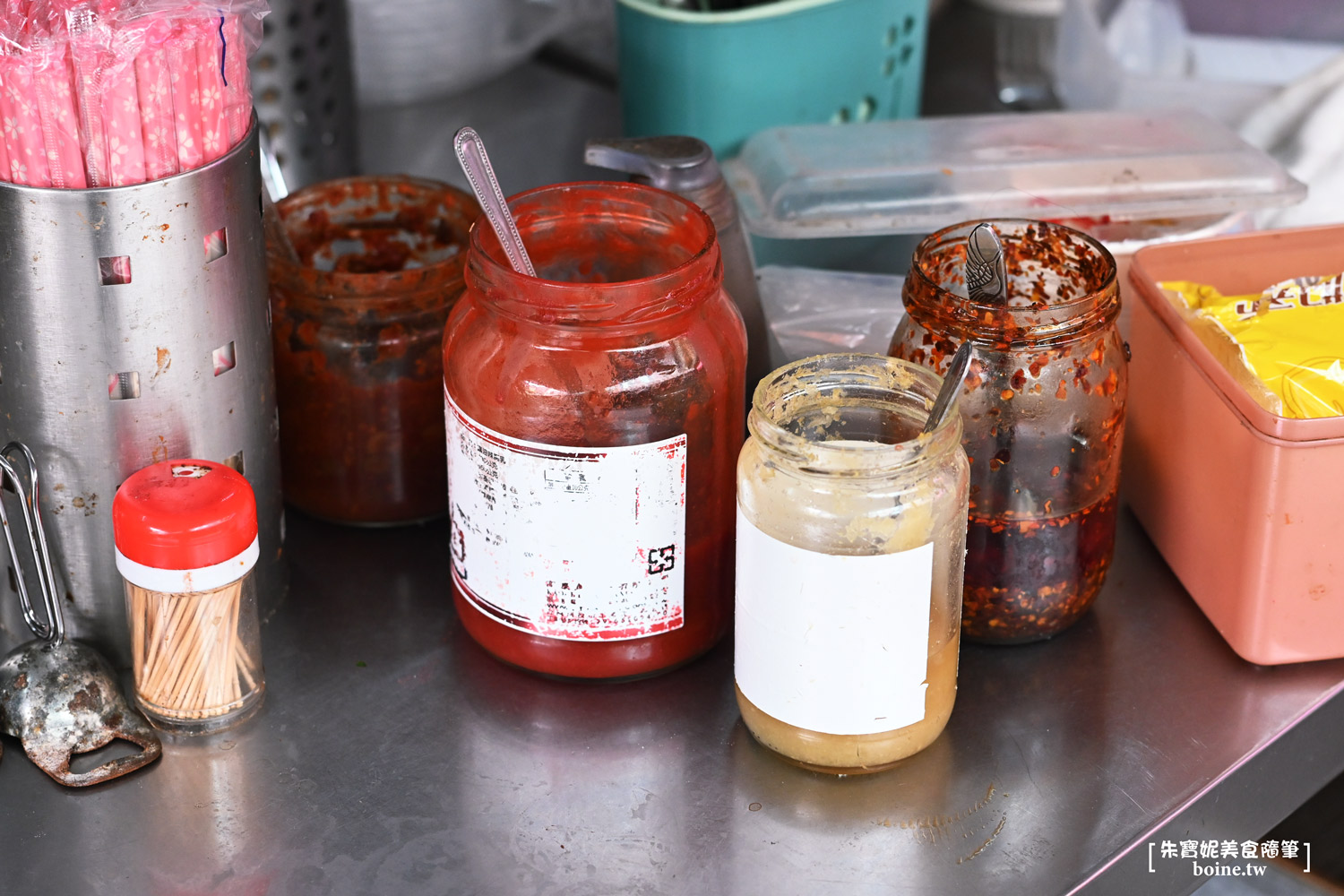 無名蒸肉圓、鴨肉麵｜在地人最愛的台式早午餐．三民第二公有市場美食推薦 @朱寶妮美食隨筆