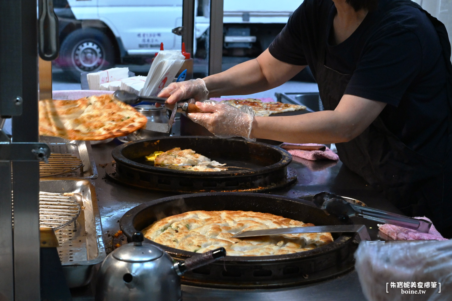 陳記蔥油餅｜超狂20元台式下午茶．三重在地人推薦的銅板美食 @朱寶妮美食隨筆