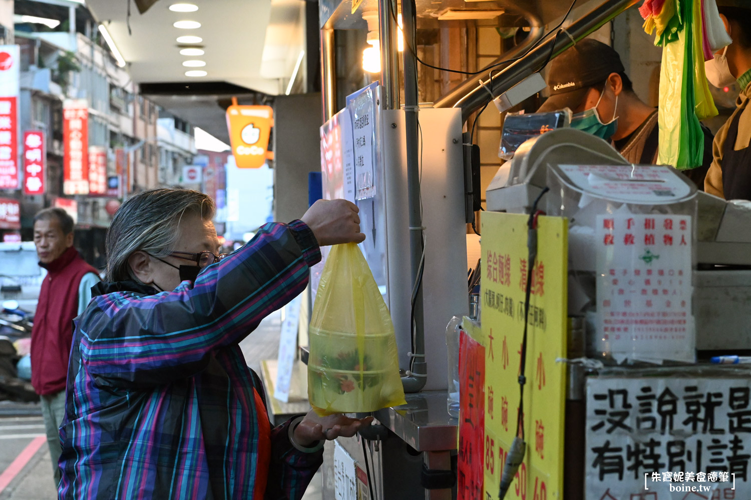 全興蚵仔大腸麵線|新北泰山排隊傳奇.大腸厚又彈在地人最愛 @朱寶妮美食隨筆 全興蚵仔大腸麵線|新北泰山排隊傳奇.大腸厚又彈在地人最愛 @朱寶妮美食隨筆