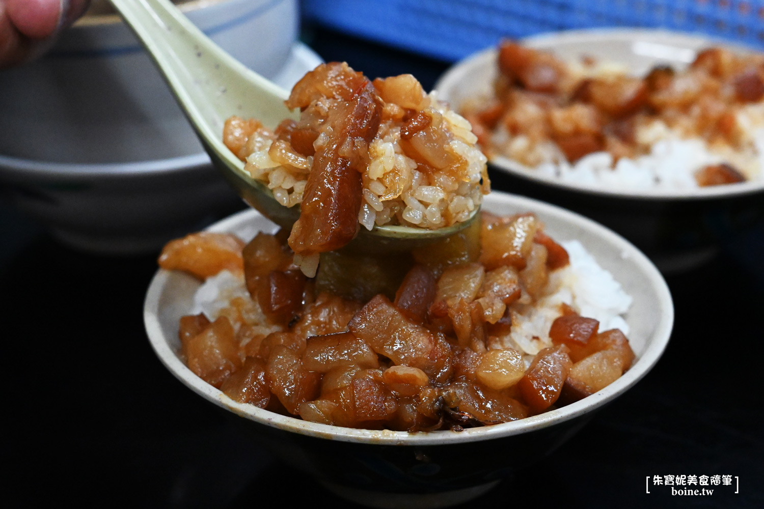 今大魯肉飯｜米其林跟在地人都推薦的排隊滷肉飯．肥肉控必吃 @朱寶妮美食隨筆