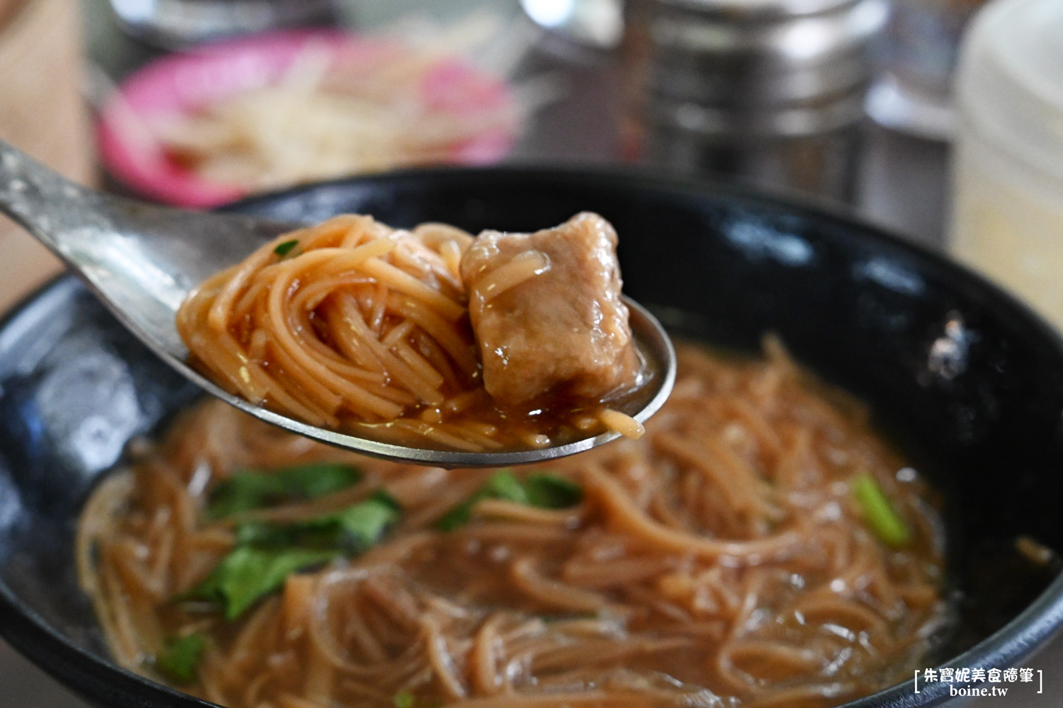 黃金麵線｜中山國中站排隊美食．台北四大麵線之一 @朱寶妮美食隨筆