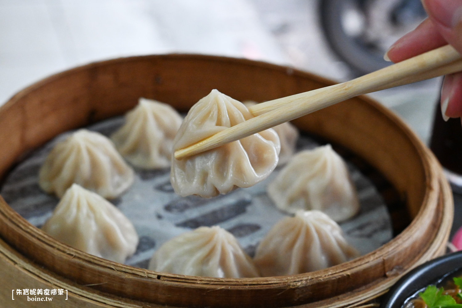 黃金麵線｜中山國中站排隊美食．台北四大麵線之一 @朱寶妮美食隨筆