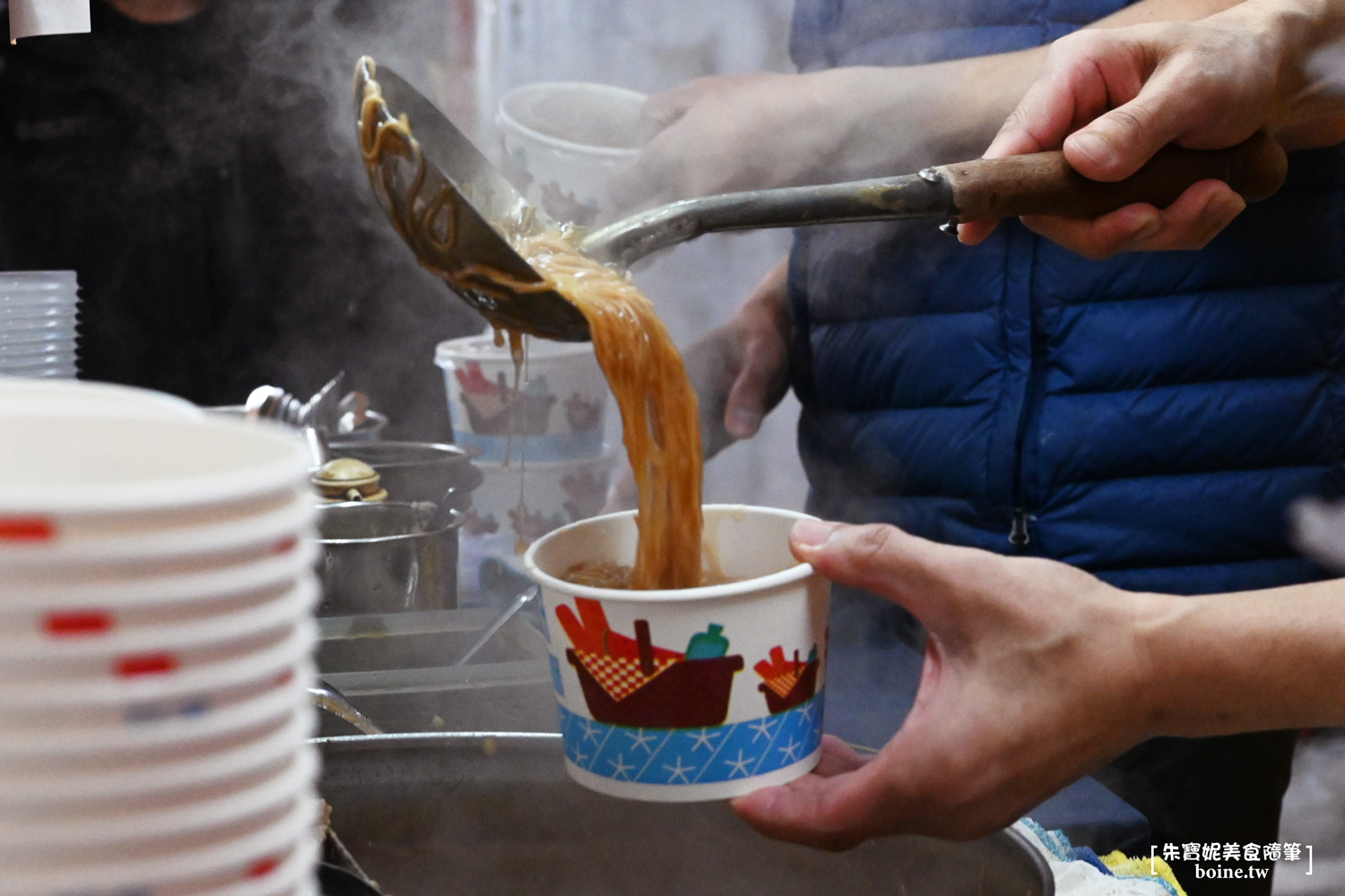 黃金麵線｜中山國中站排隊美食．台北四大麵線之一 @朱寶妮美食隨筆