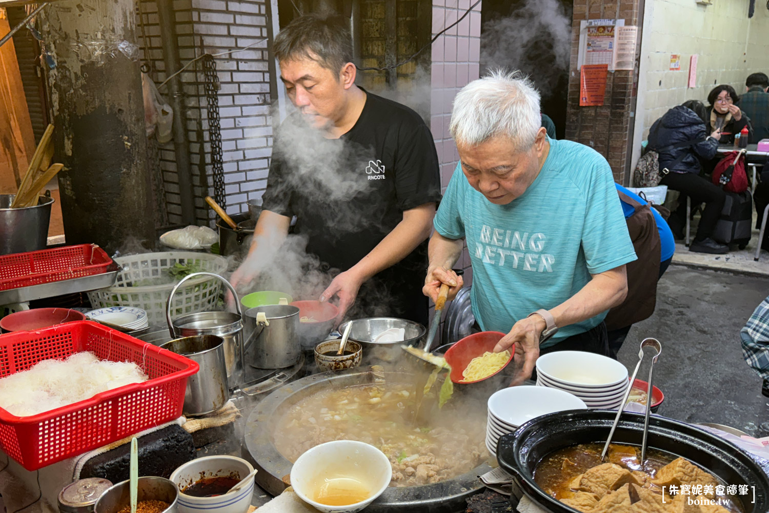 光輝肉羹|被肉羹耽誤的滷肉飯.士林華榮市場必吃排隊美食 @朱寶妮美食隨筆 光輝肉羹|被肉羹耽誤的滷肉飯.士林華榮市場必吃排隊美食 @朱寶妮美食隨筆