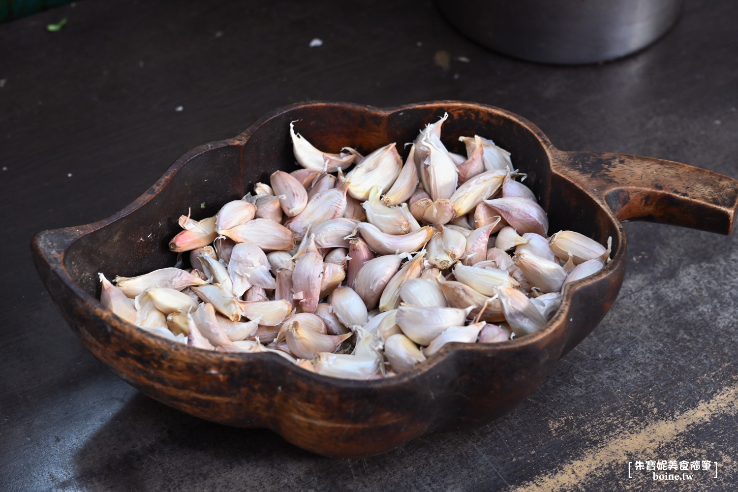 小吳牛肉麵｜西門町24小時美食．挑戰台北最便宜牛肉麵 @朱寶妮美食隨筆