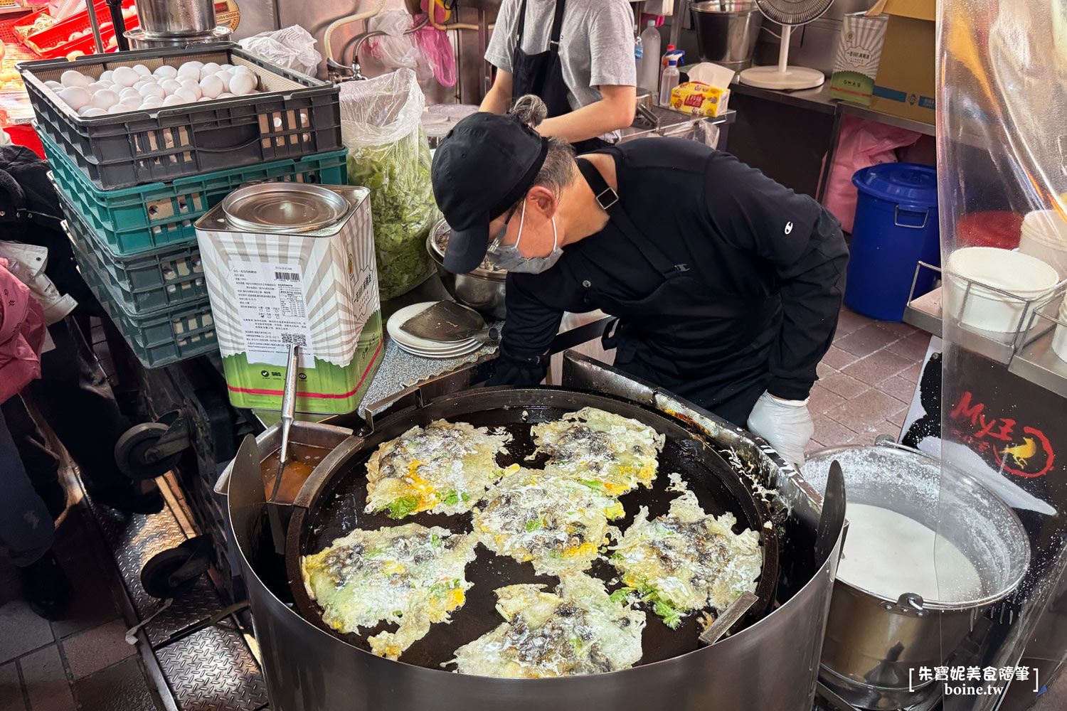 MY王蚵仔煎｜新竹城隍廟排隊美食．脆皮愛好者必吃 @朱寶妮美食隨筆