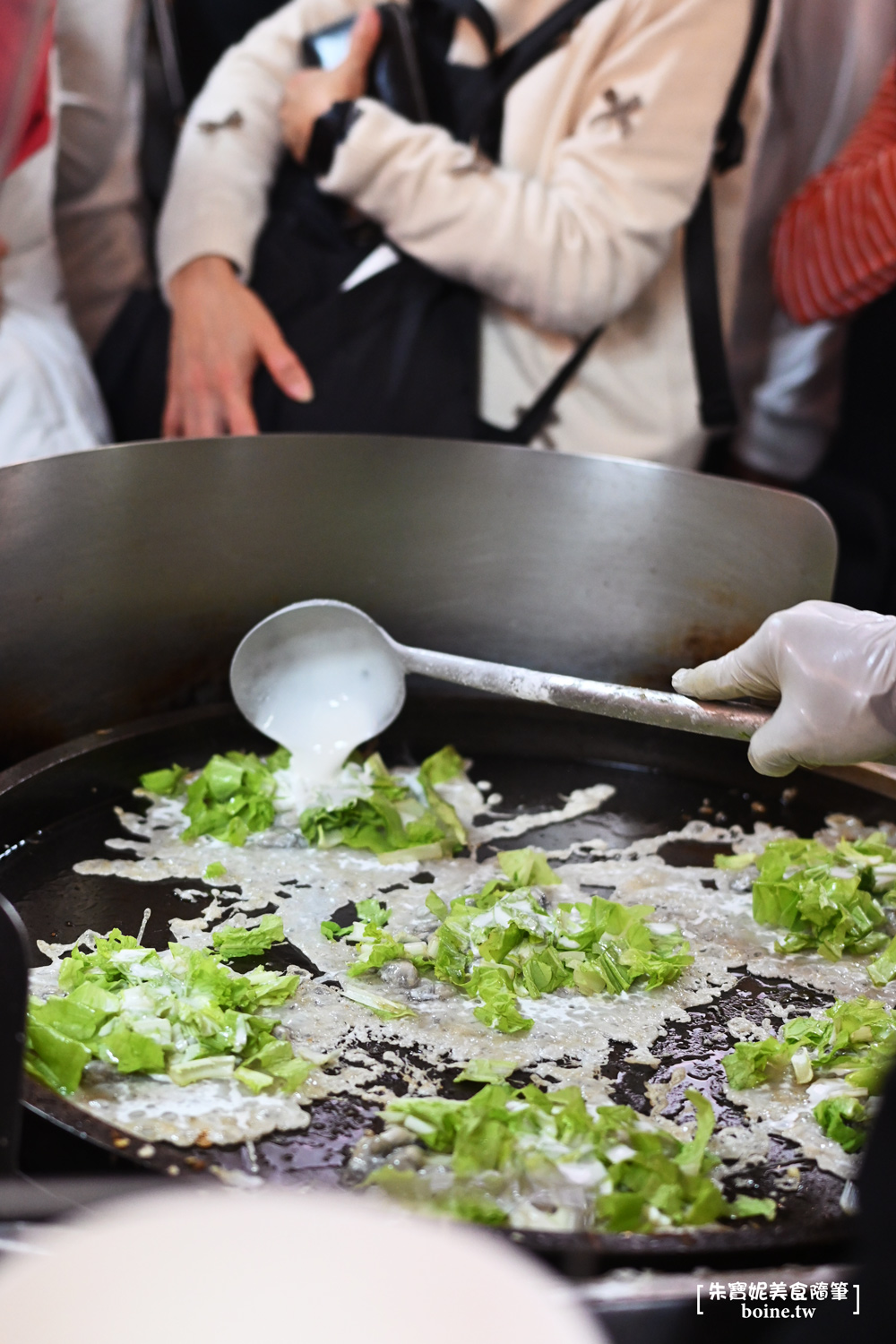 MY王蚵仔煎｜新竹城隍廟排隊美食．脆皮愛好者必吃 @朱寶妮美食隨筆