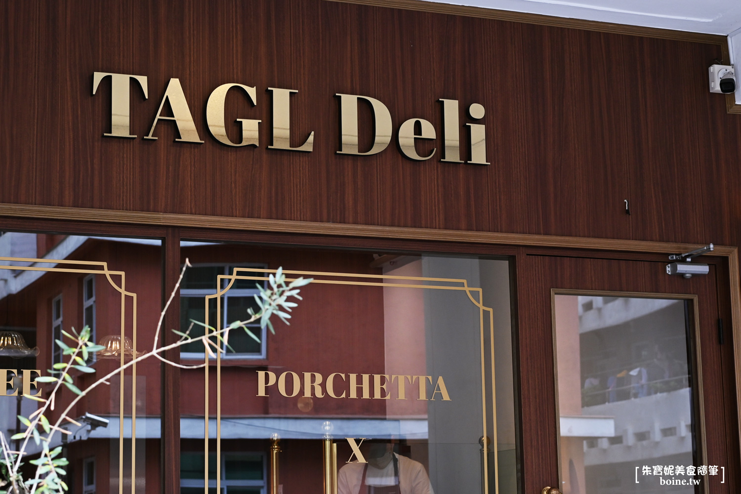 TAGL Deli Porchetteria｜義大利人也稱讚的脆皮羅馬捲．高雄三多美食推薦 @朱寶妮美食隨筆