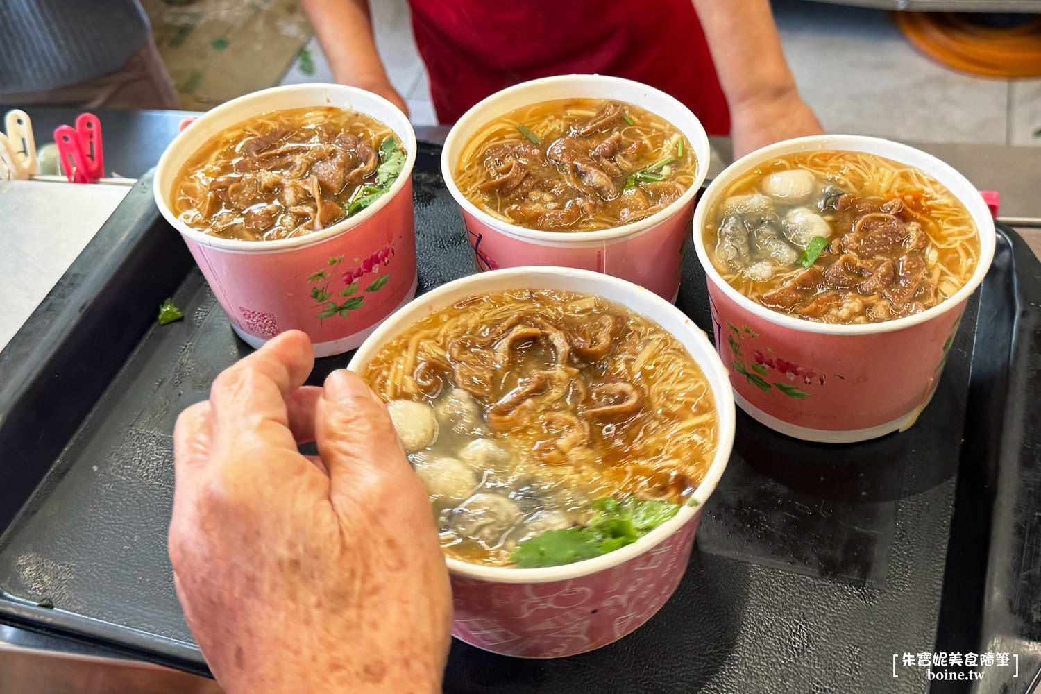 大甲媽蚵仔麵線｜30年廟口老店．鎮瀾宮參拜小吃推薦 @朱寶妮美食隨筆