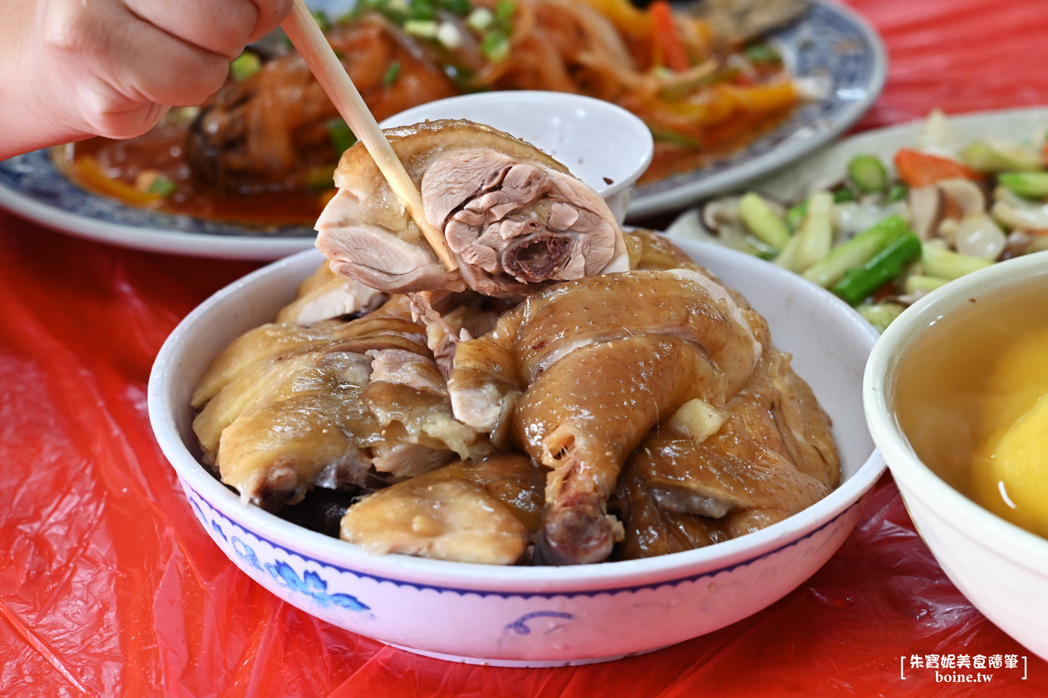 青菜園｜陽明山白斬雞傳奇．40年熱炒山產店推薦 @朱寶妮美食隨筆