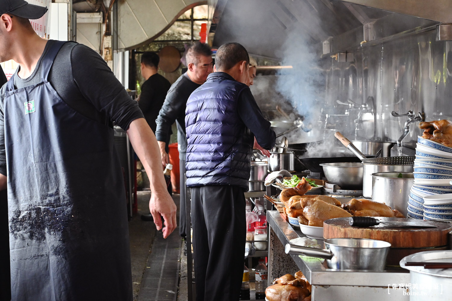 青菜園｜陽明山白斬雞傳奇．40年熱炒山產店推薦 @朱寶妮美食隨筆