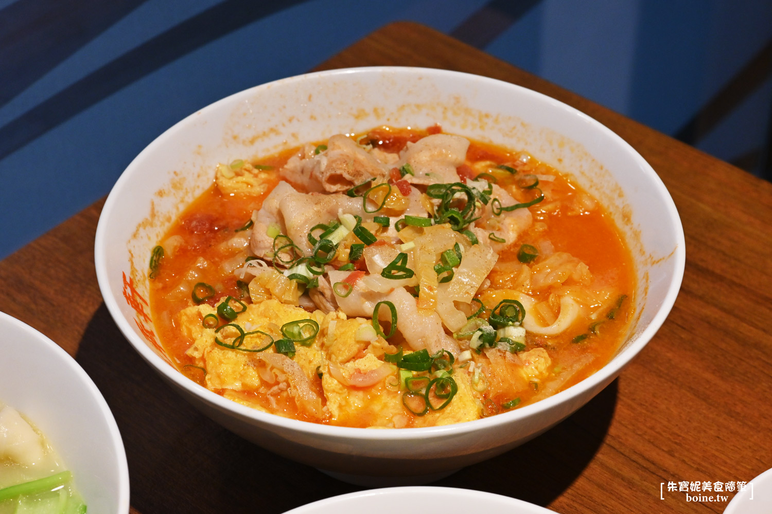 華承軒麵館｜中山站美食．必點金華火腿雞湯扯麵 @朱寶妮美食隨筆