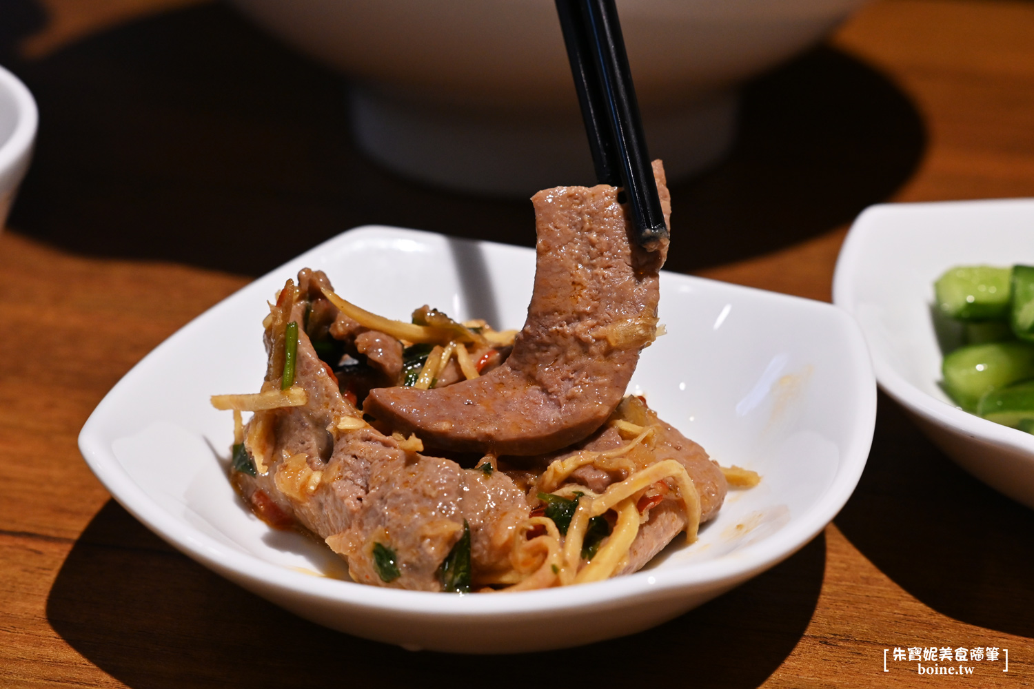 華承軒麵館｜中山站美食．必點金華火腿雞湯扯麵 @朱寶妮美食隨筆