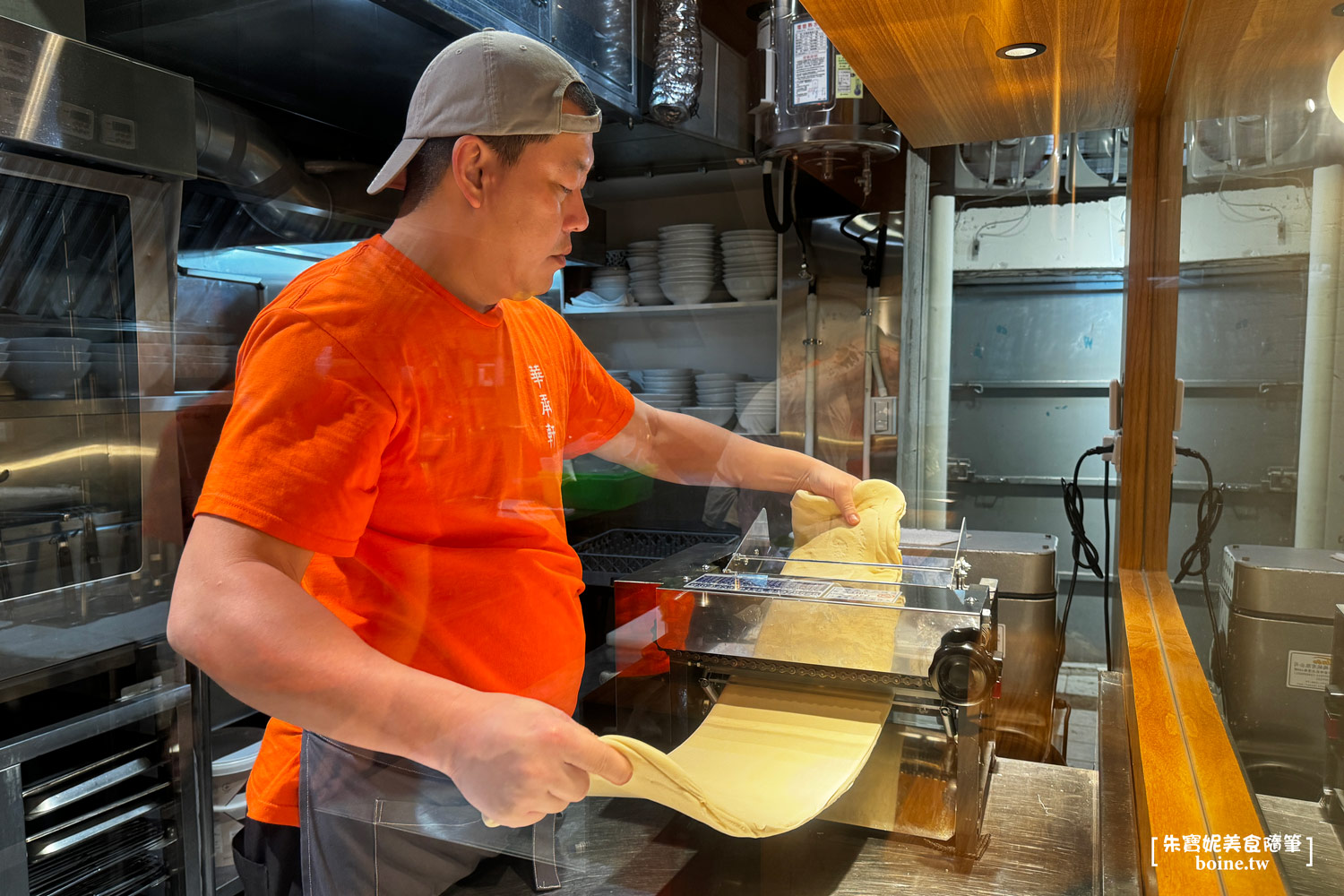華承軒麵館｜中山站美食．必點金華火腿雞湯扯麵 @朱寶妮美食隨筆
