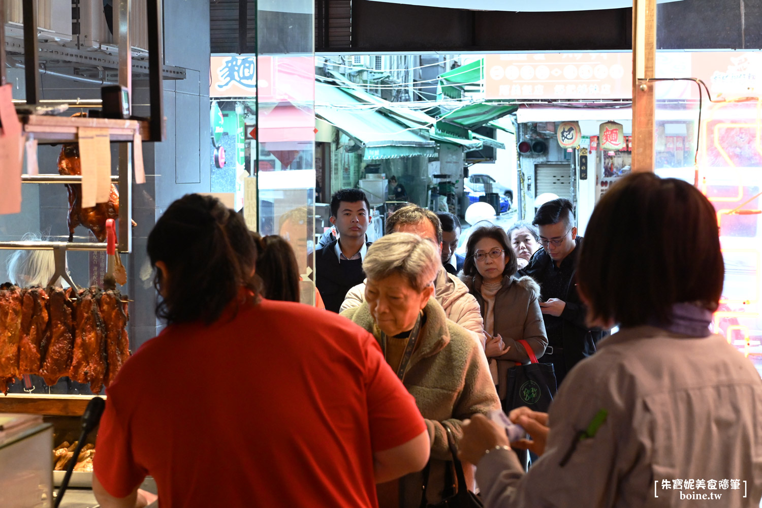 九記何燒臘｜台北60年排隊美食．必吃限量鴨腿飯．想吃記得早點來 @朱寶妮美食隨筆