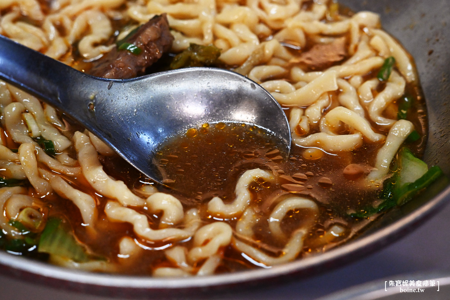古亭站美食|郭記牛肉麵.必點巨大餛飩!在地人最愛家常美味 @朱寶妮美食隨筆 古亭站美食|郭記牛肉麵.必點巨大餛飩!在地人最愛家常美味 @朱寶妮美食隨筆