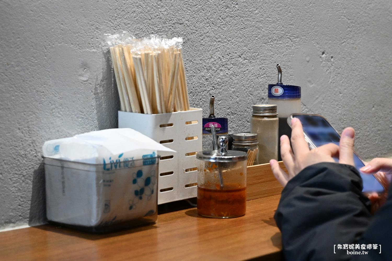 無店名魷魚羹｜士林夜市必吃美食．李易也推薦的老字號小吃 @朱寶妮美食隨筆