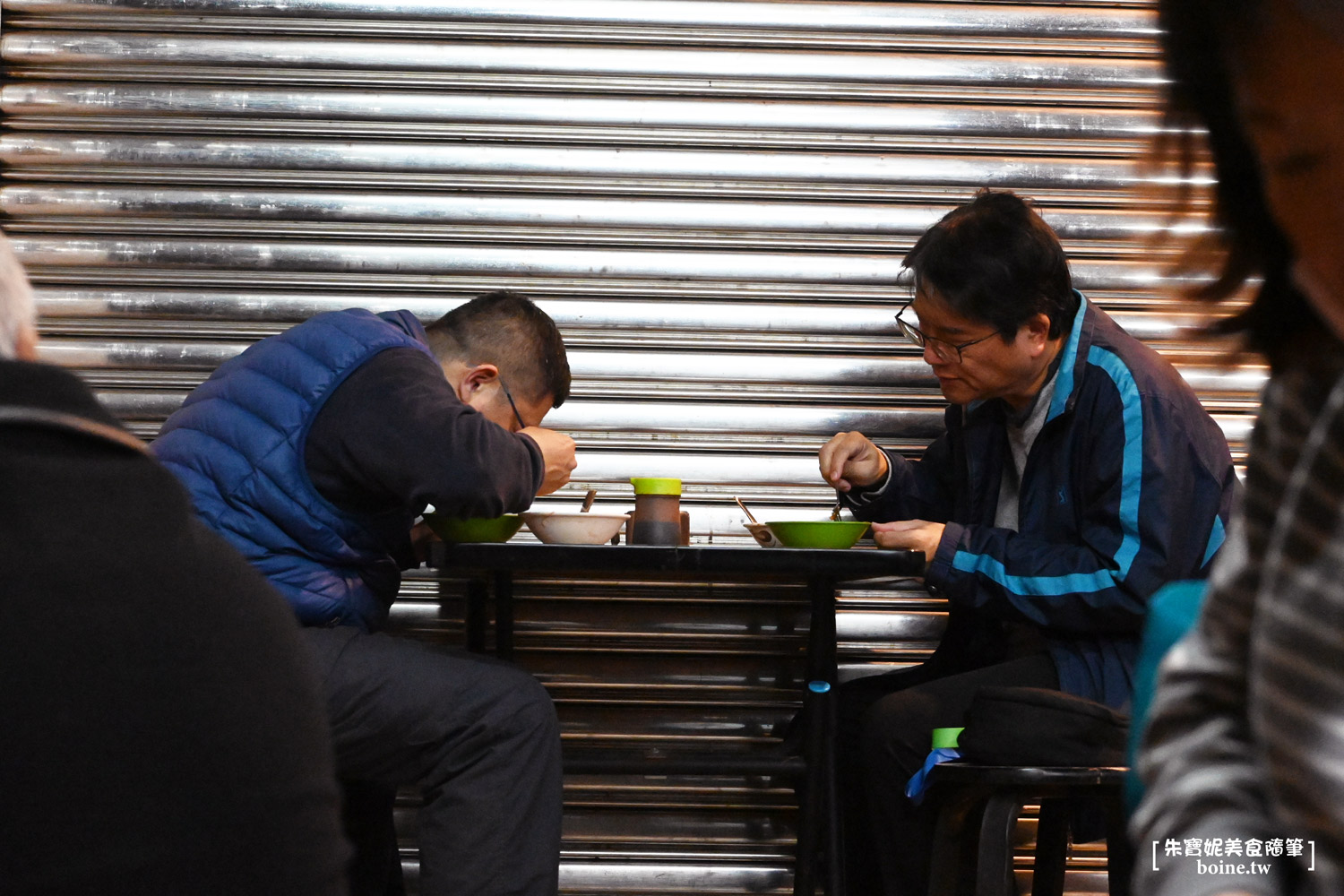 同安街麵線羹|古亭站沒店名的排隊美食.台北人超愛的50年老味道 @朱寶妮美食隨筆 同安街麵線羹|古亭站沒店名的排隊美食.台北人超愛的50年老味道 @朱寶妮美食隨筆