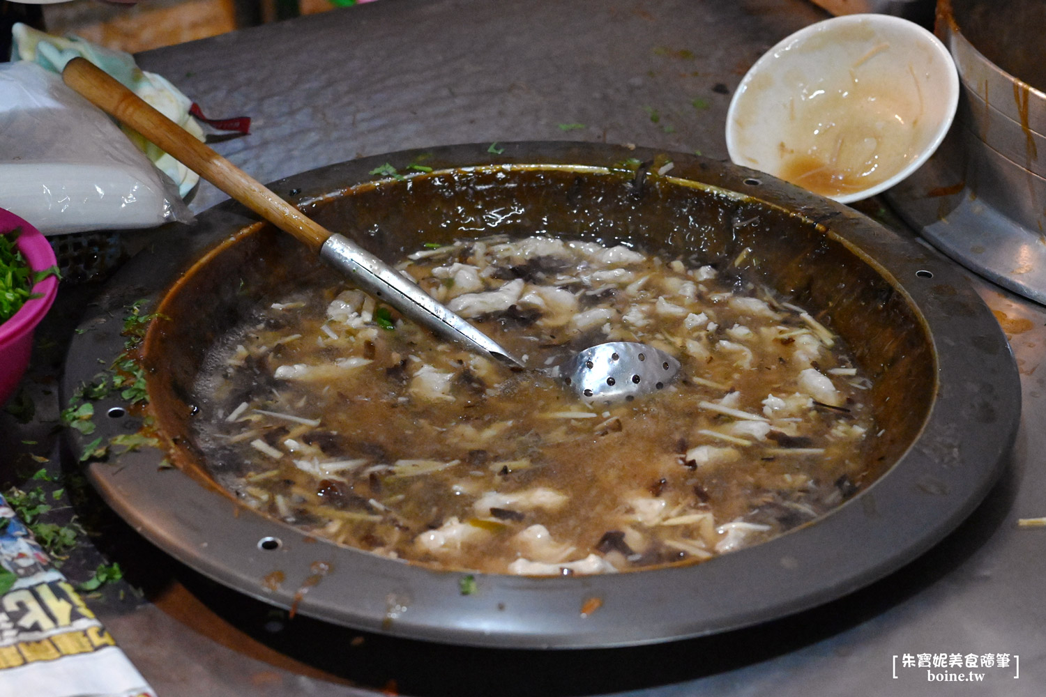 同安街麵線羹|古亭站沒店名的排隊美食.台北人超愛的50年老味道 @朱寶妮美食隨筆 同安街麵線羹|古亭站沒店名的排隊美食.台北人超愛的50年老味道 @朱寶妮美食隨筆