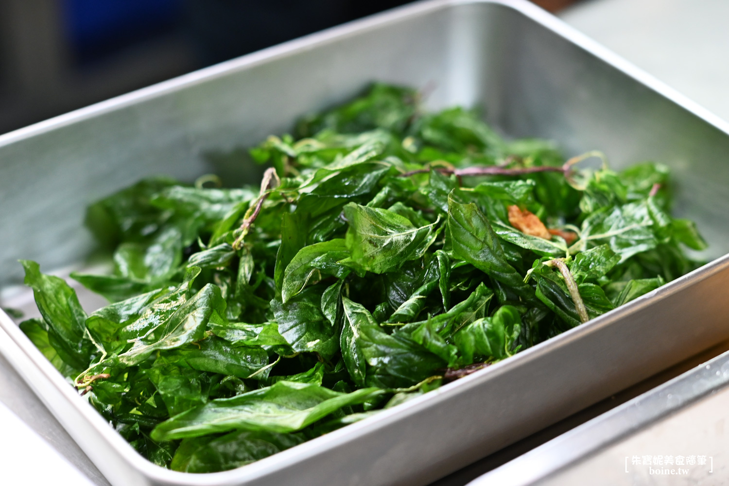 高雄美食｜活力鹽酥雞．米其林名店廚師坐鎮．忠孝夜市排隊美食 @朱寶妮美食隨筆