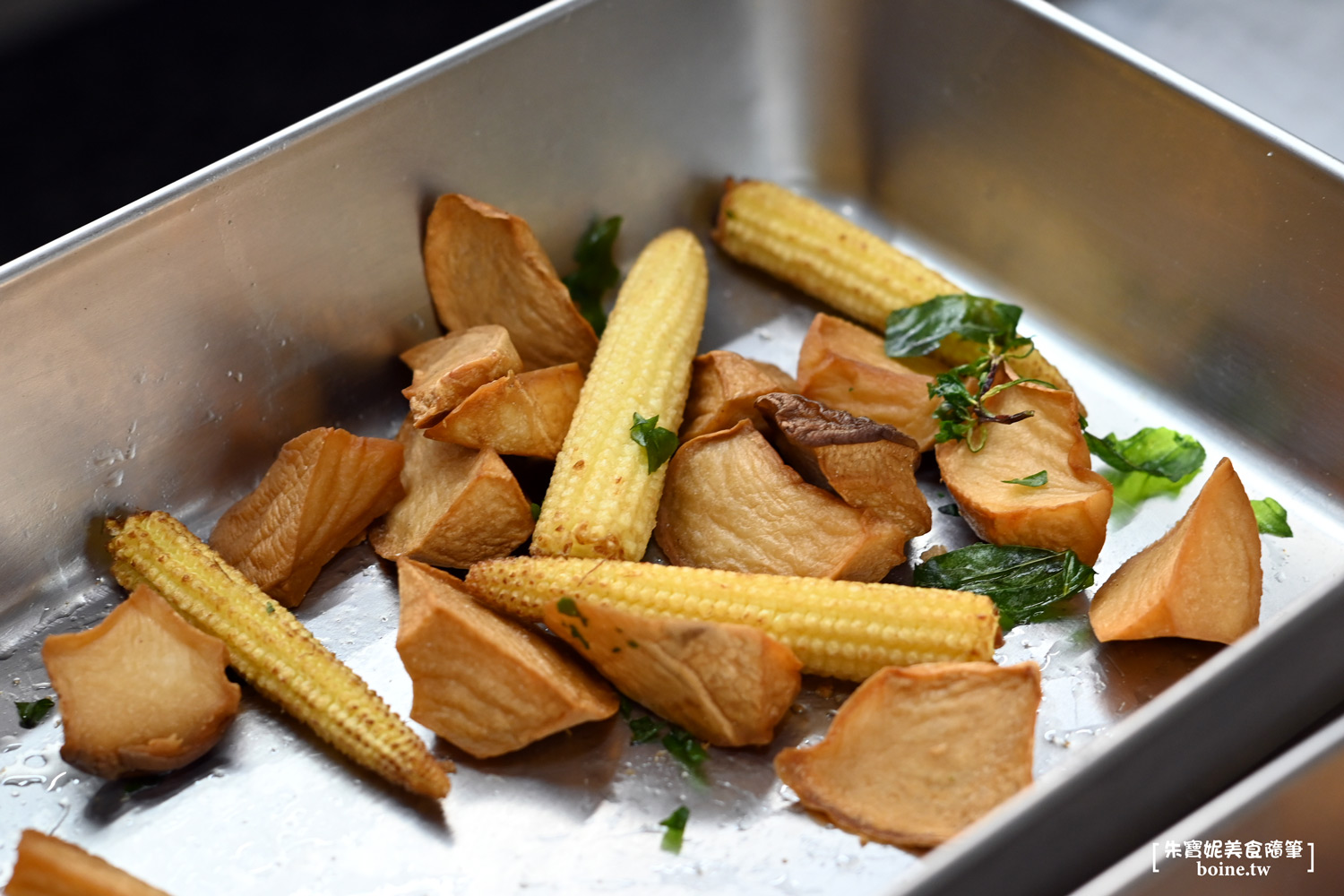 高雄美食｜活力鹽酥雞．米其林名店廚師坐鎮．忠孝夜市排隊美食 @朱寶妮美食隨筆