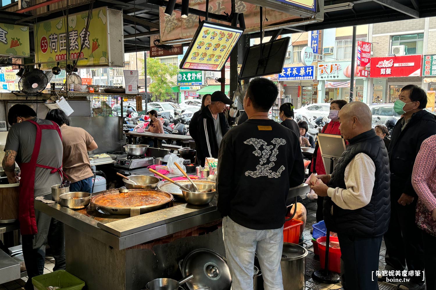 武廟市場美食|高雄呷二碗腿庫飯.在地人最愛焦糖色豬腳飯 @朱寶妮美食隨筆 武廟市場美食|高雄呷二碗腿庫飯.在地人最愛焦糖色豬腳飯 @朱寶妮美食隨筆