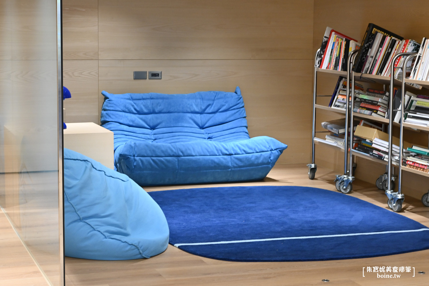 CAFEAO｜陳冠希首間台北咖啡廳．民生社區裡的質感藍色空間 @朱寶妮美食隨筆