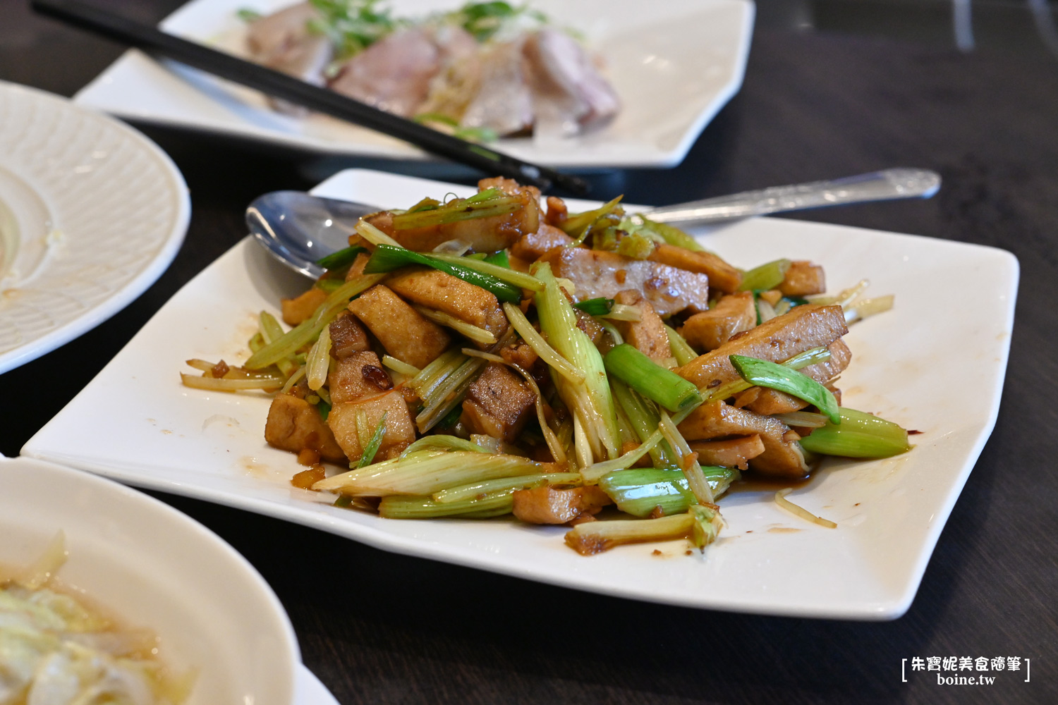 花娘小館創始店｜AI教父黃仁勳來台必吃台北美食．平價道地川菜館 @朱寶妮美食隨筆