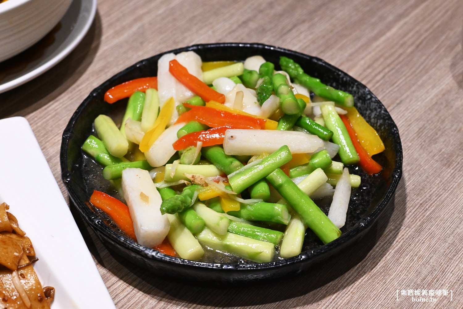 漢來蔬食｜蔬食界的鼎泰豐．星級飯店主廚坐鎮．高雄美食推薦 @朱寶妮美食隨筆