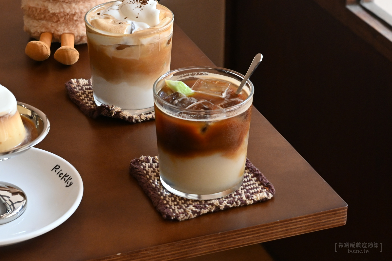 高雄咖啡廳｜Rickky．中央公園站絕美花園秘境．知名RAN CAF&Eacute;新品牌 @朱寶妮美食隨筆