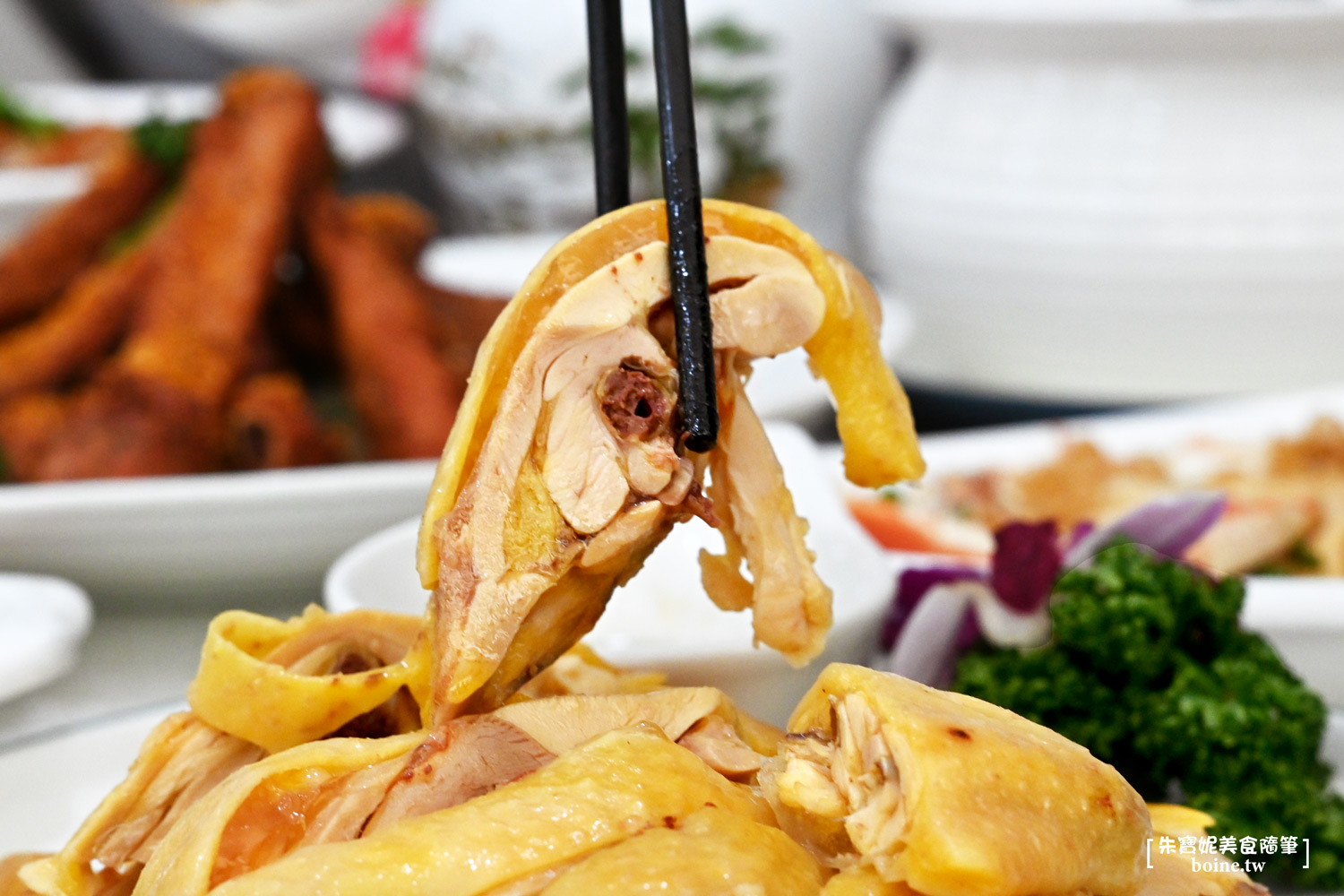 新北美食｜宸軒園粵菜海鮮中興店．超豐盛海陸桌菜．大台北聚餐推薦 @朱寶妮美食隨筆