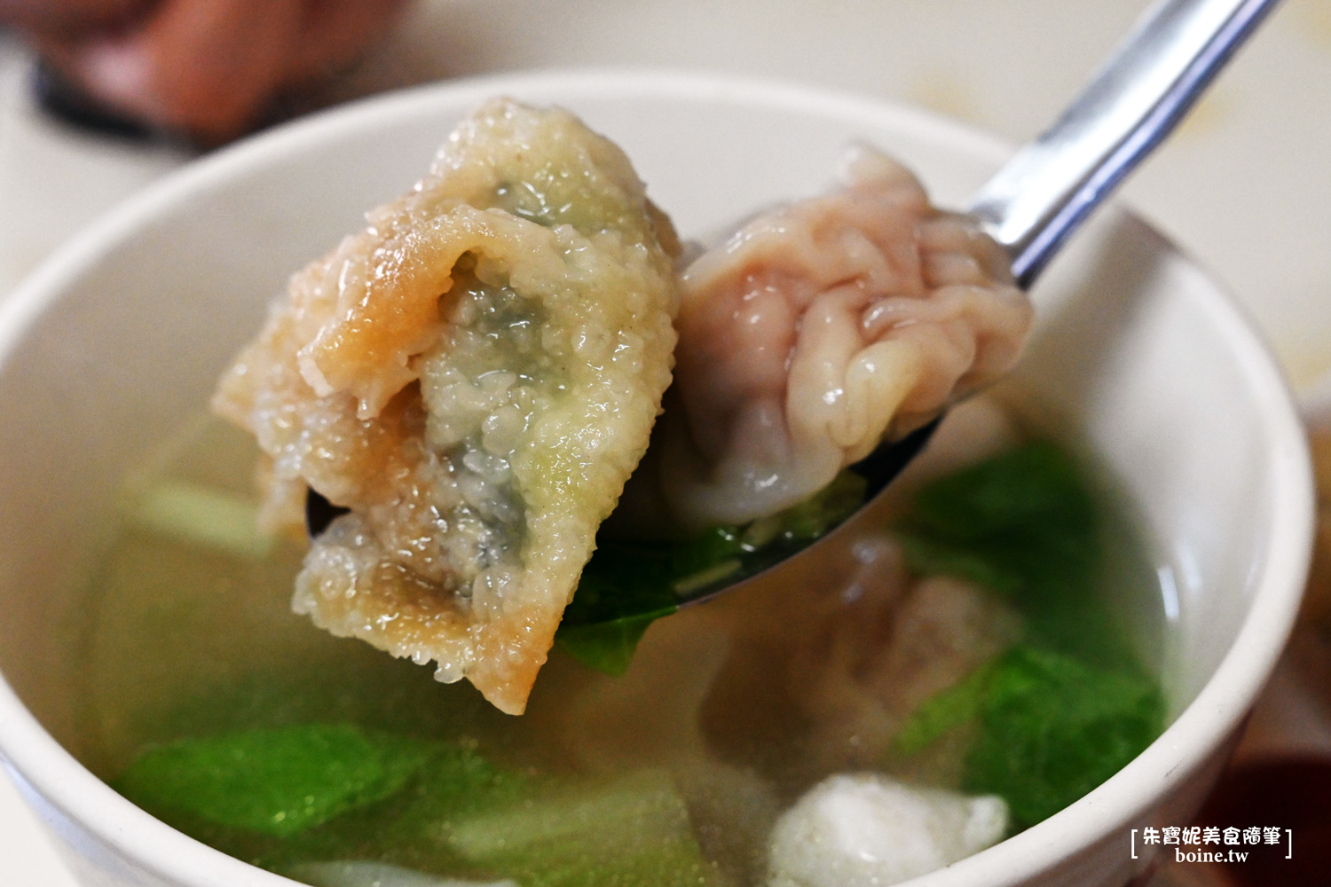 福記餛飩｜民族夜市必吃百年老店．入選屏東100碗的排隊美食 @朱寶妮美食隨筆