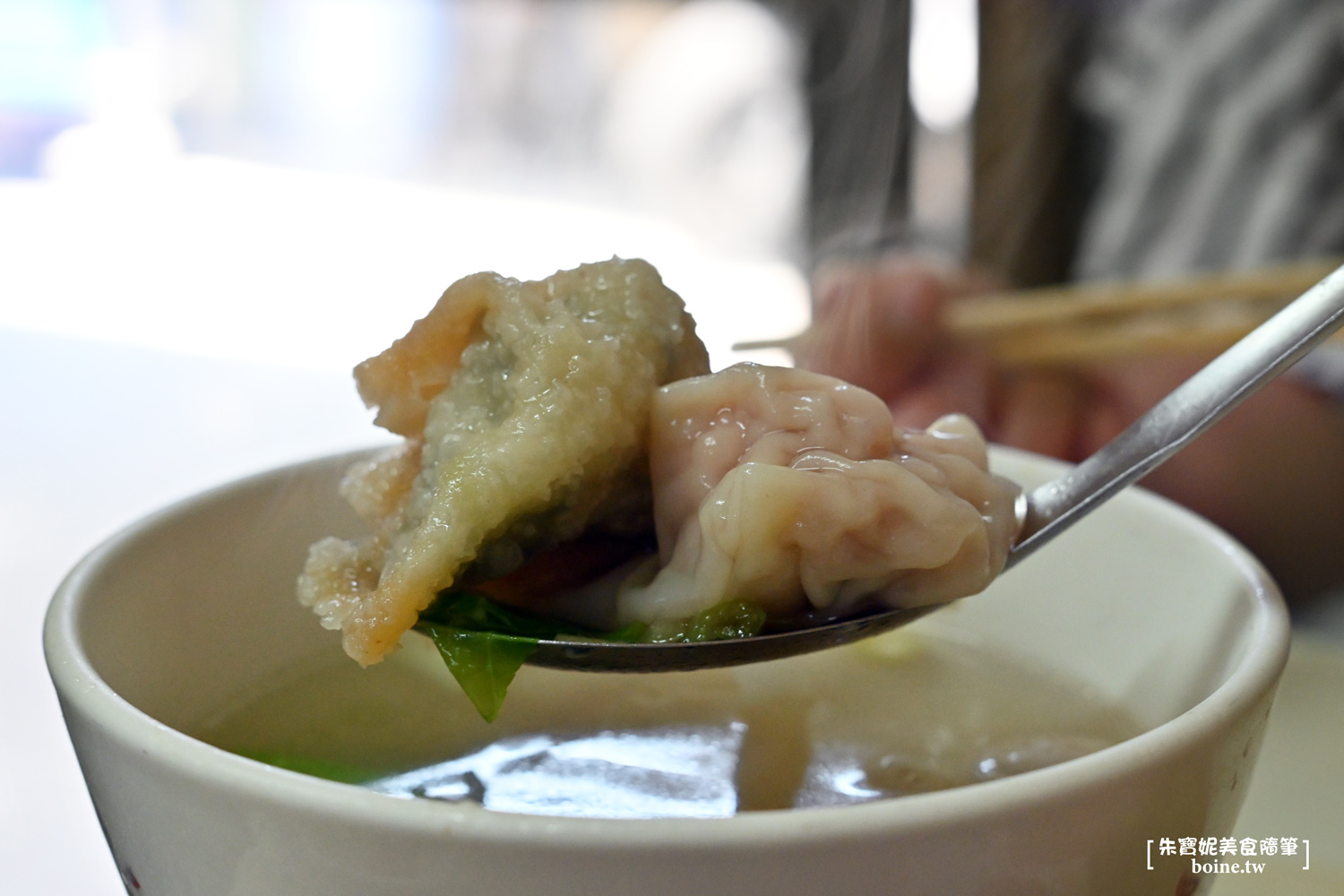 福記餛飩｜民族夜市必吃百年老店．入選屏東100碗的排隊美食 @朱寶妮美食隨筆