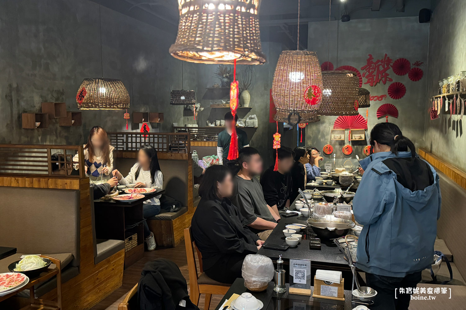 台北美食｜本鼎堂台式漢方麻辣鍋．溫潤雞湯鍋也很強．迪化街聚餐推薦 @朱寶妮美食隨筆