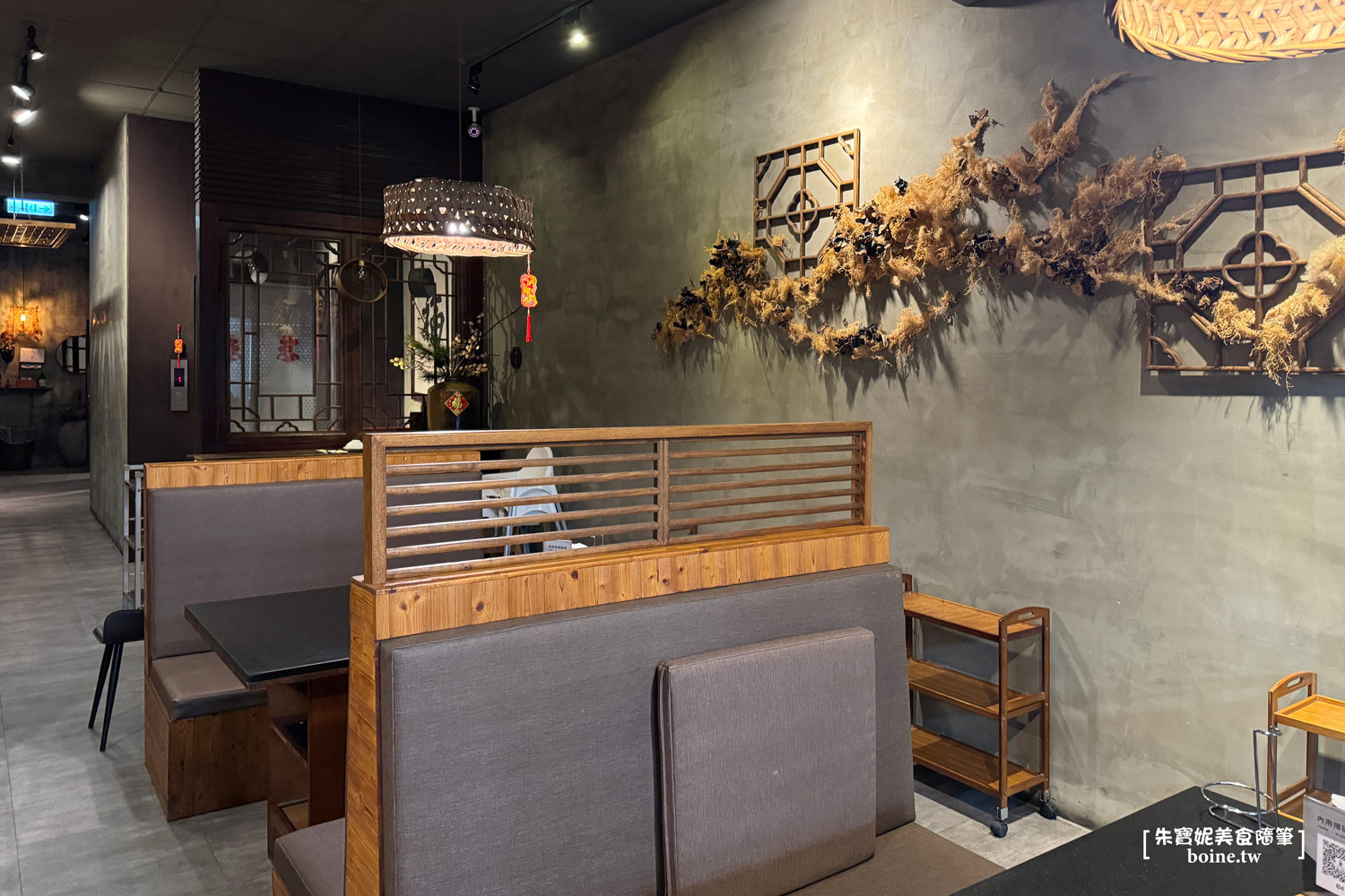 台北美食｜本鼎堂台式漢方麻辣鍋．溫潤雞湯鍋也很強．迪化街聚餐推薦 @朱寶妮美食隨筆