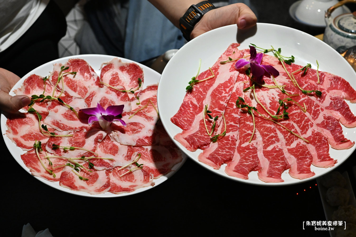 台北美食｜本鼎堂台式漢方麻辣鍋．溫潤雞湯鍋也很強．迪化街聚餐推薦 @朱寶妮美食隨筆