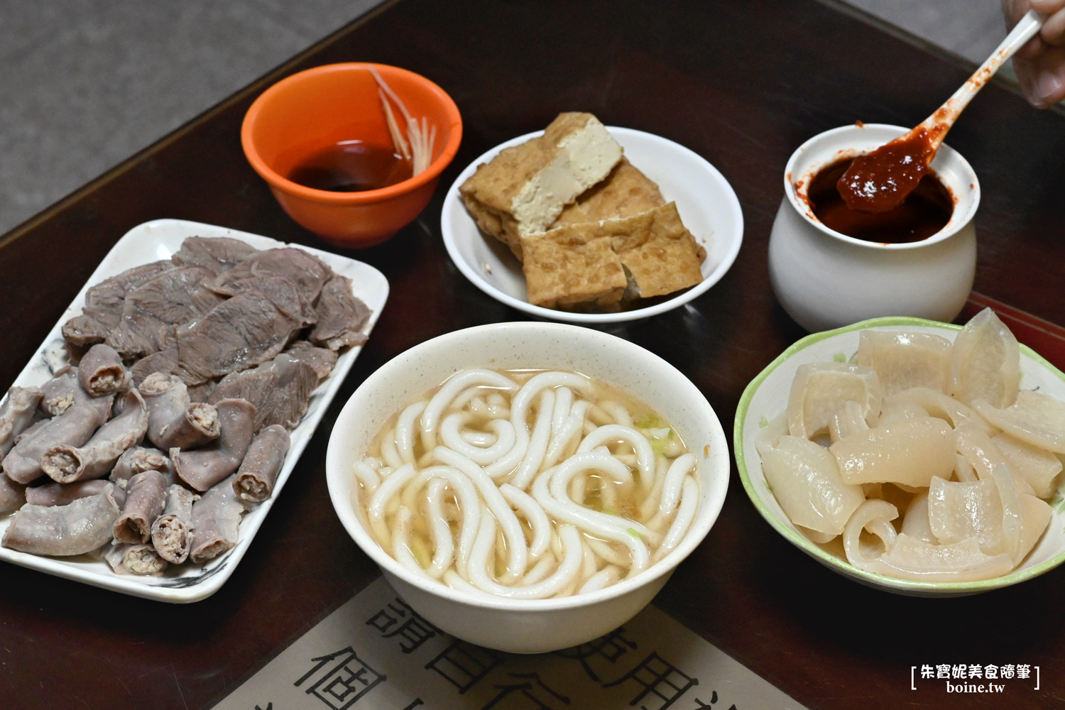 柴寮仔米苔目|老台北人最愛的早餐.寧夏夜市陪伴三代人的70年老店 @朱寶妮美食隨筆 柴寮仔米苔目|老台北人最愛的早餐.寧夏夜市陪伴三代人的70年老店 @朱寶妮美食隨筆