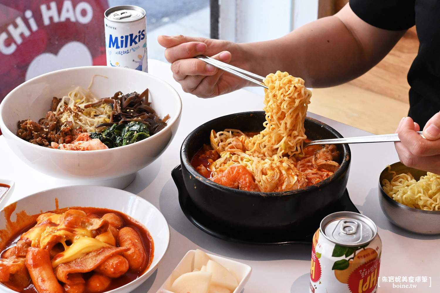 內湖美食｜七號韓食．西湖站超人氣餐館，單人爽吃香辣豆腐鍋 @朱寶妮美食隨筆