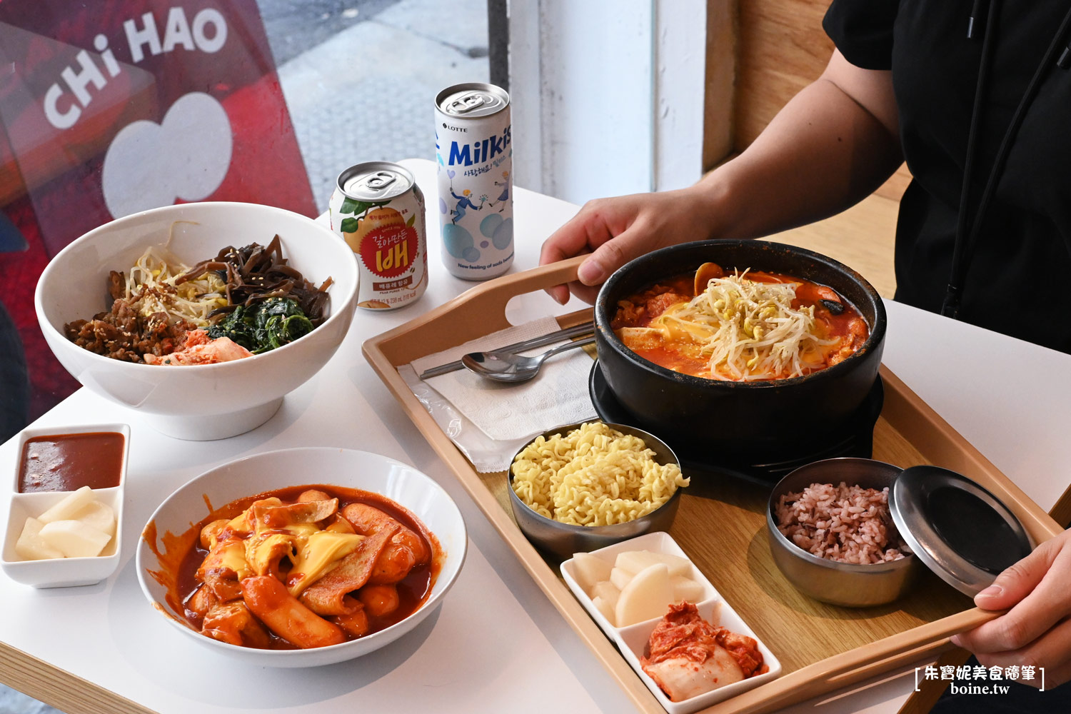 內湖美食｜七號韓食．西湖站超人氣餐館，單人爽吃香辣豆腐鍋 @朱寶妮美食隨筆