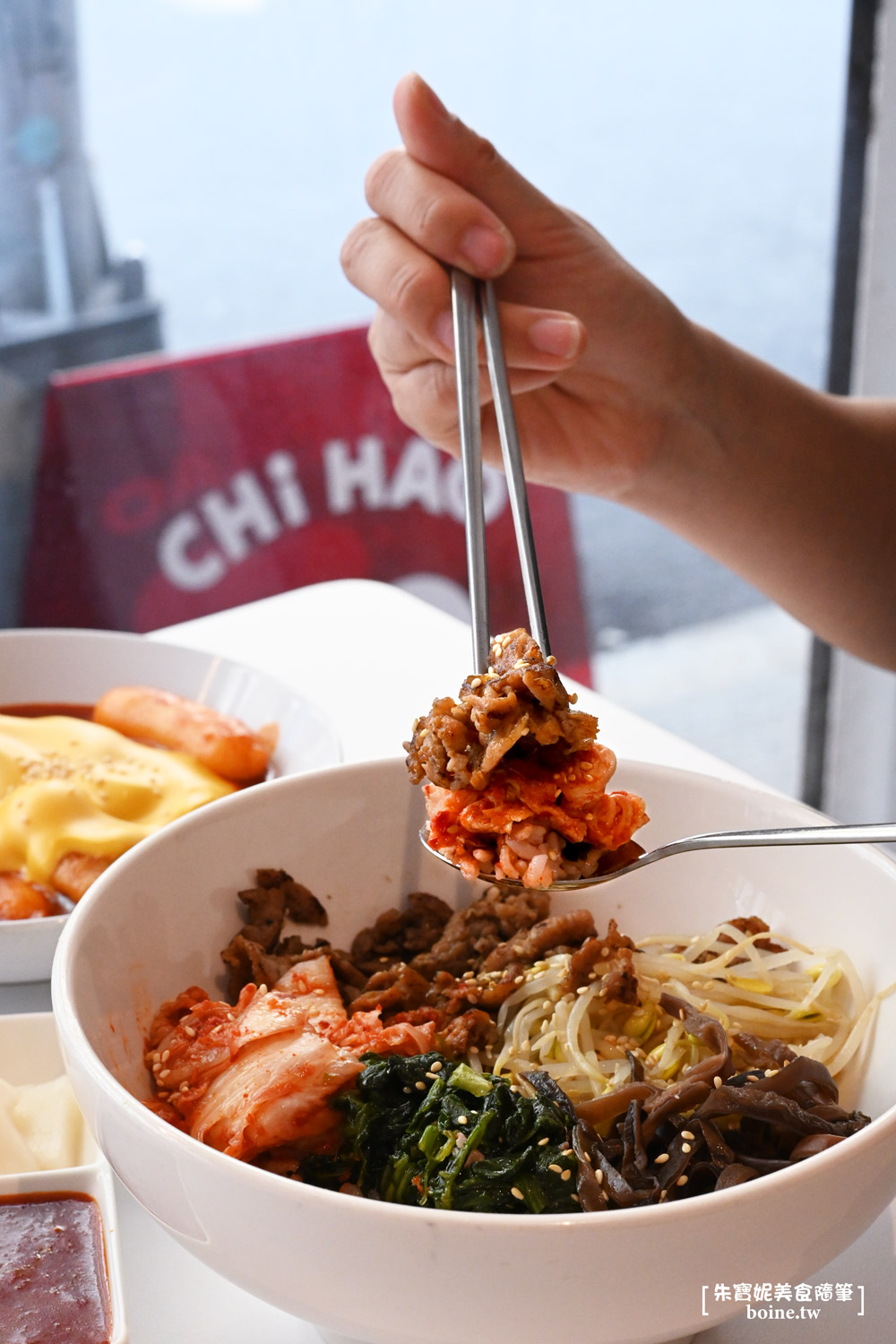 內湖美食｜七號韓食．西湖站超人氣餐館，單人爽吃香辣豆腐鍋 @朱寶妮美食隨筆