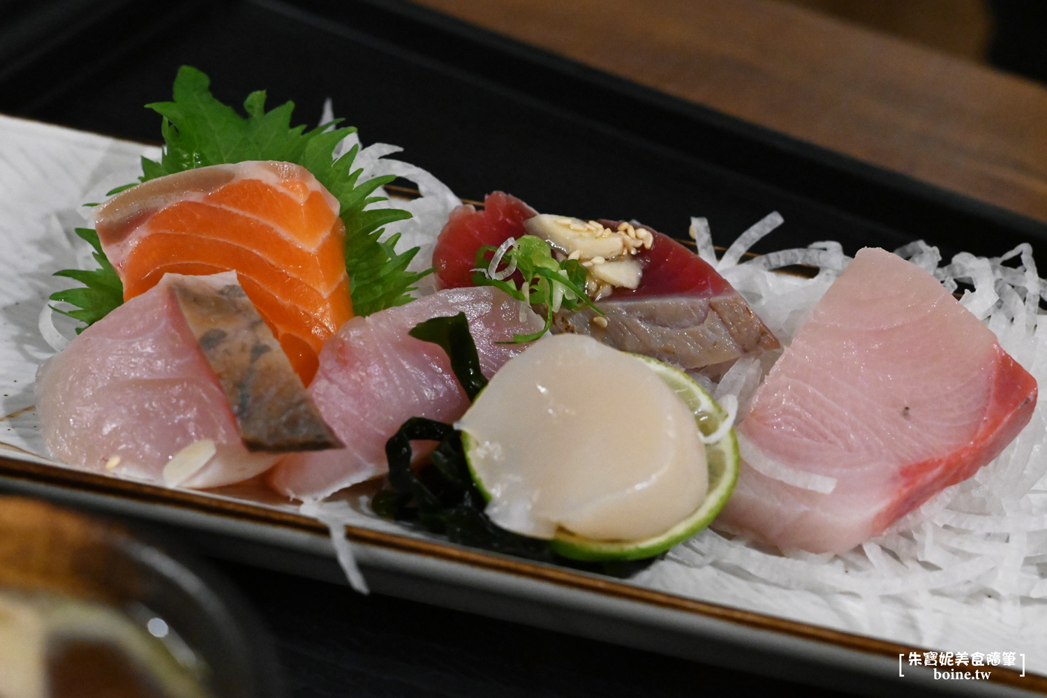 小六食堂｜行天宮必吃老字號！生魚片新鮮厚實，台北平價日料 @朱寶妮美食隨筆