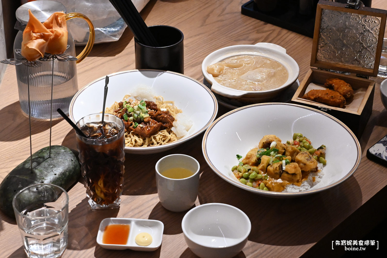 小杜麵館｜港星杜汶澤插旗東區．呈現道地港式風味．忠孝復興美食推薦 @朱寶妮美食隨筆